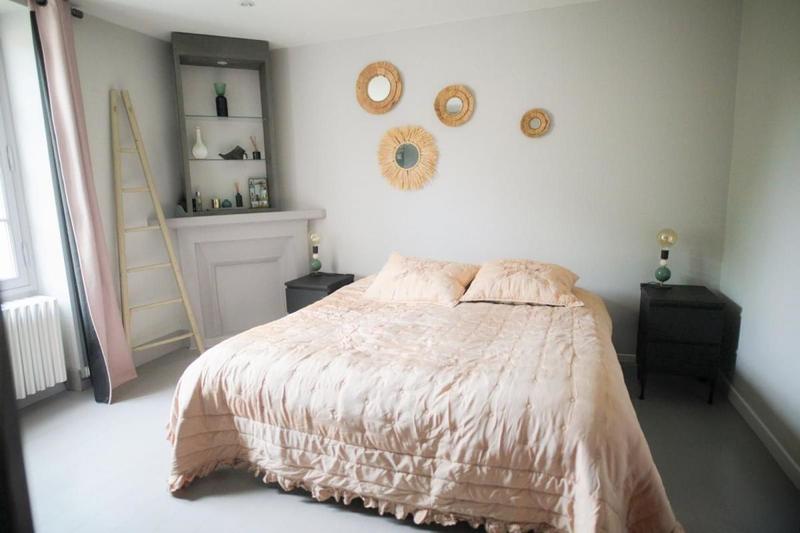 Propriété - 616 m² - 6 pièces