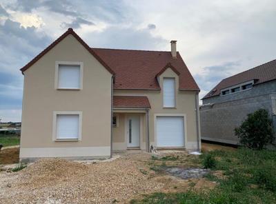 Maison - 105 m² - 5 pièces