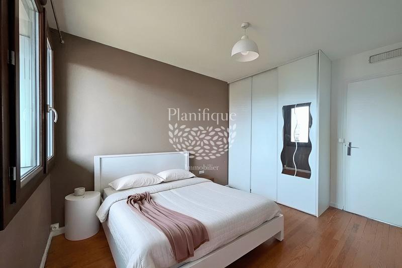 Appartement - 92 m² - 4 pièces