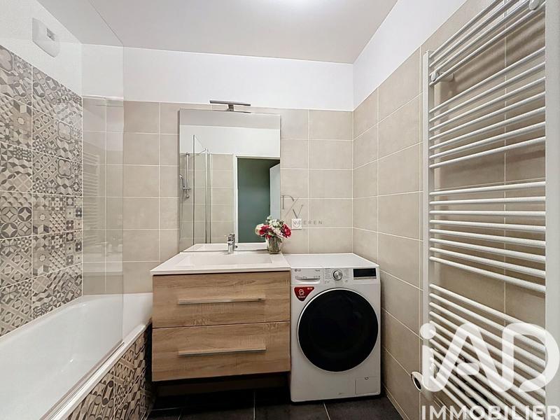 Appartement - 84 m² - 4 pièces