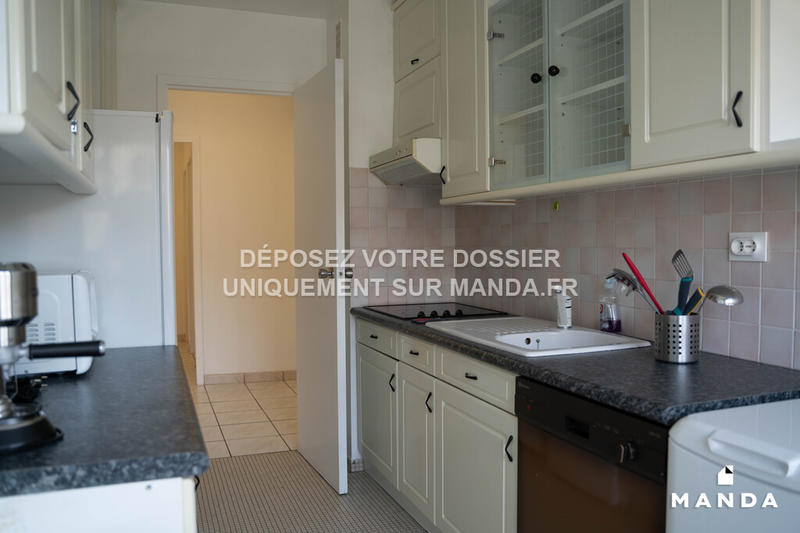 Chambre - 10 m² - 4 pièces