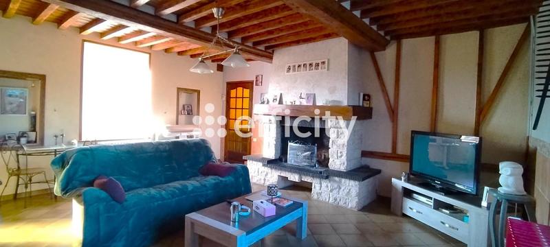 Maison - 210 m² - 7 pièces