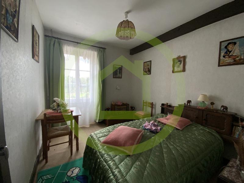 Maison - 185 m² - 8 pièces