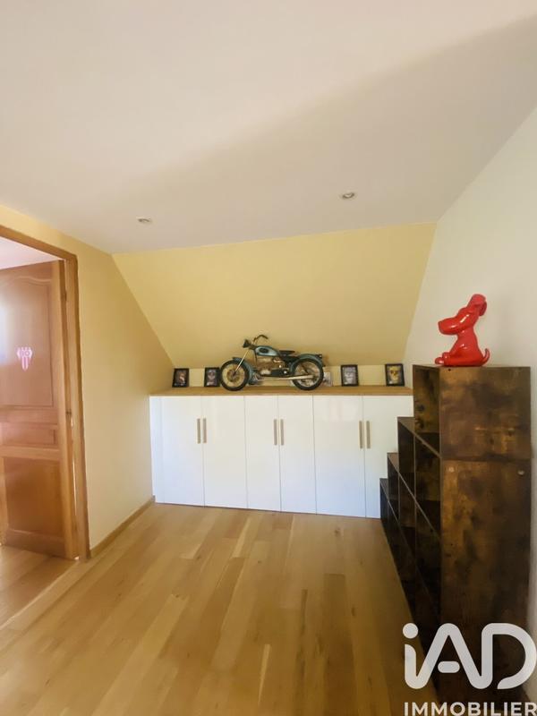 Maison - 400 m² - 8 pièces