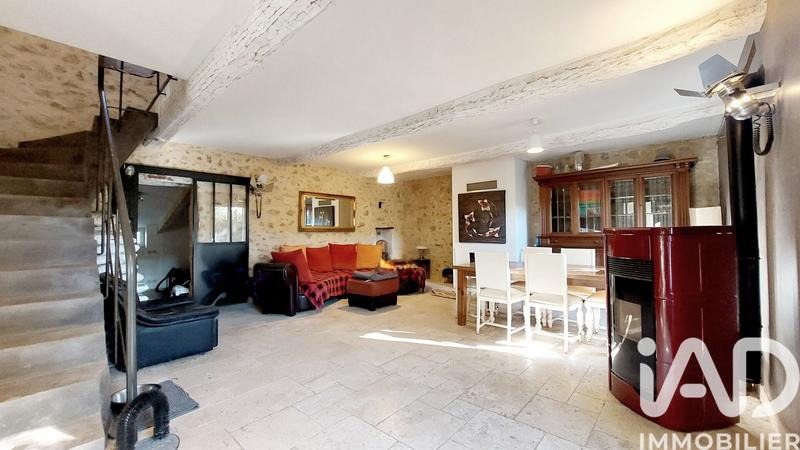 Maison - 253 m² - 4 pièces