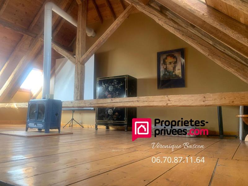 Maison - 210 m² - 8 pièces