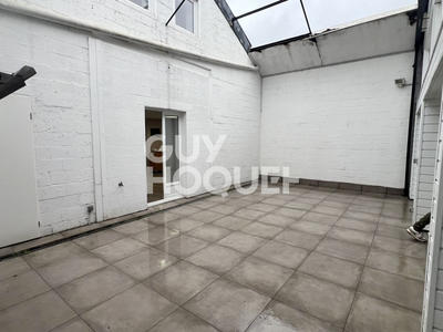 Immeuble - 150 m² - 3 pièces