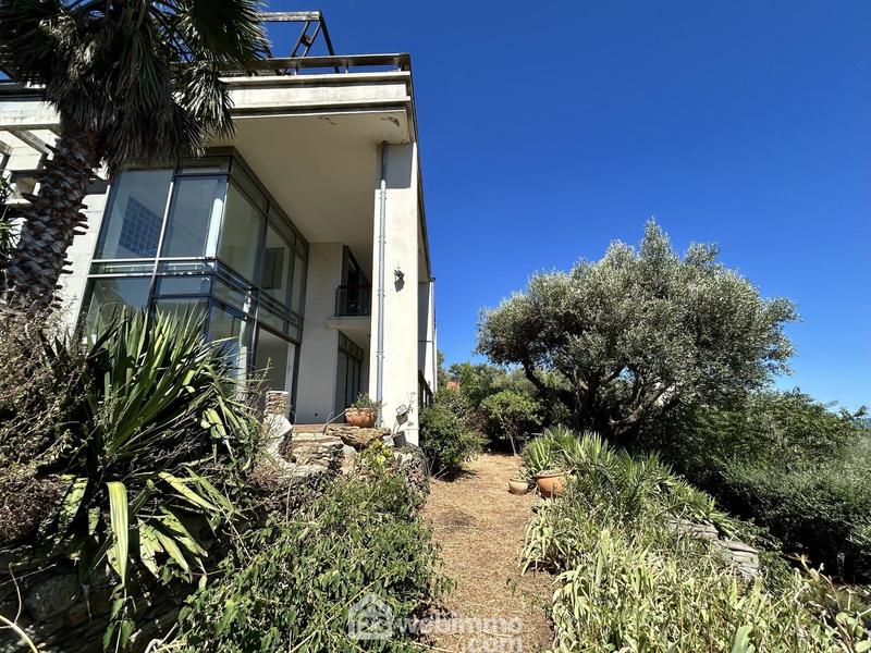 Appartement - 165 m² - 5 pièces