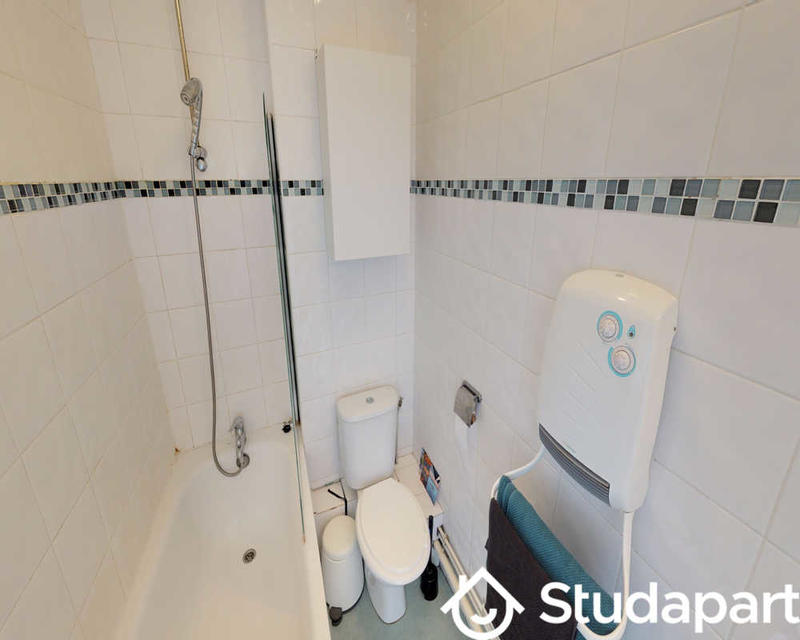 Chambre - 50 m² - 1 pièce