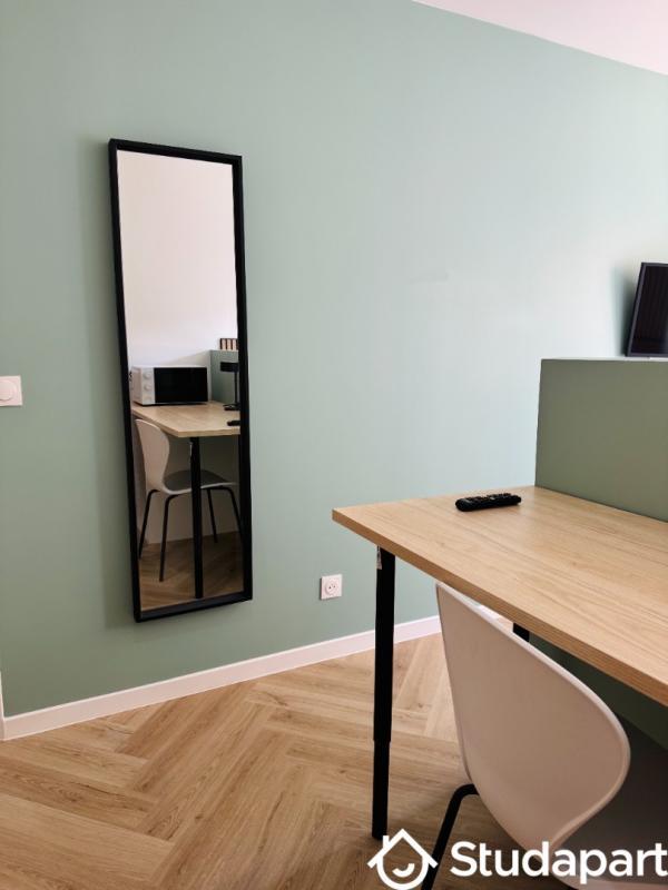 Chambre - 12 m² - 1 pièce