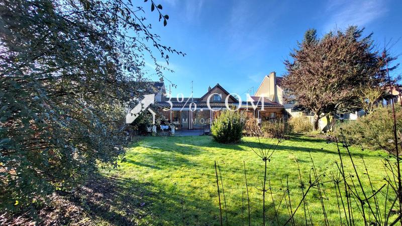 Maison - 115 m² - 6 pièces