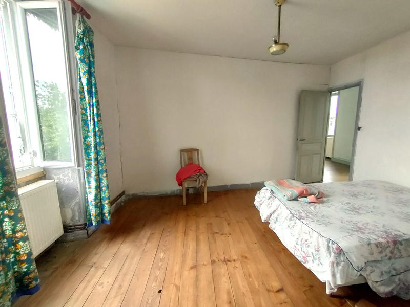 Maison - 177 m² - 7 pièces