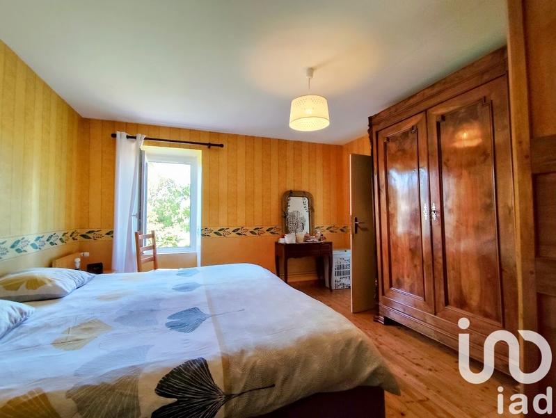 Maison - 180 m² - 6 pièces