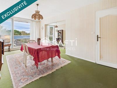 Appartement - 81 m² - 4 pièces