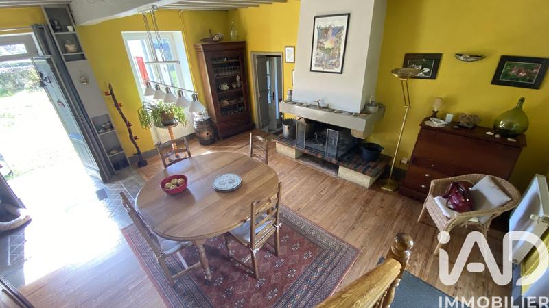 Maison - 253 m² - 10 pièces