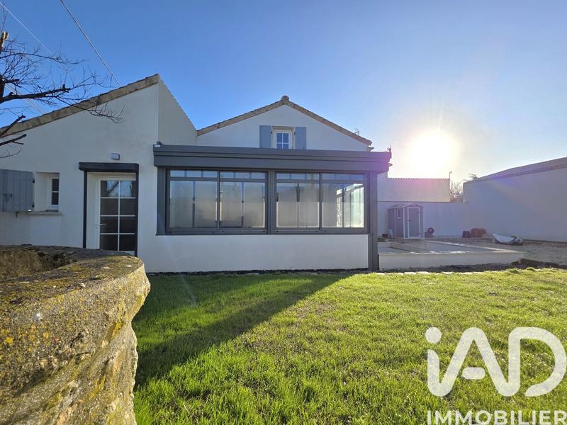 Maison - 90 m² - 4 pièces