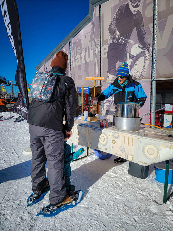 Apéro d'accueil sur les pistes