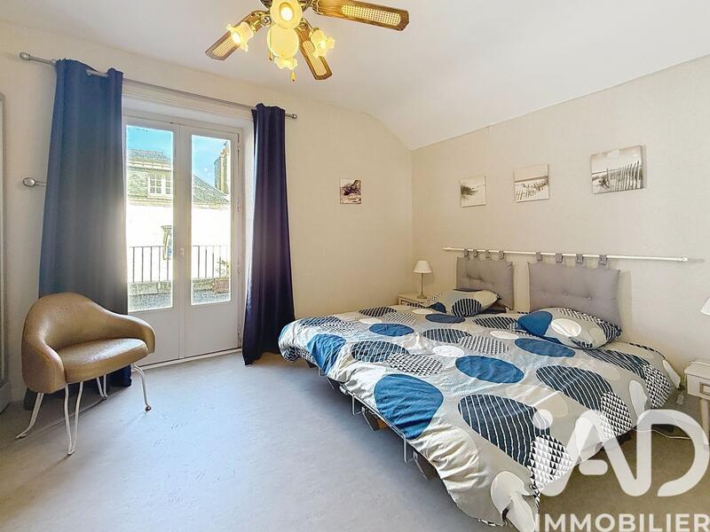 Appartement - 197 m² - 6 pièces