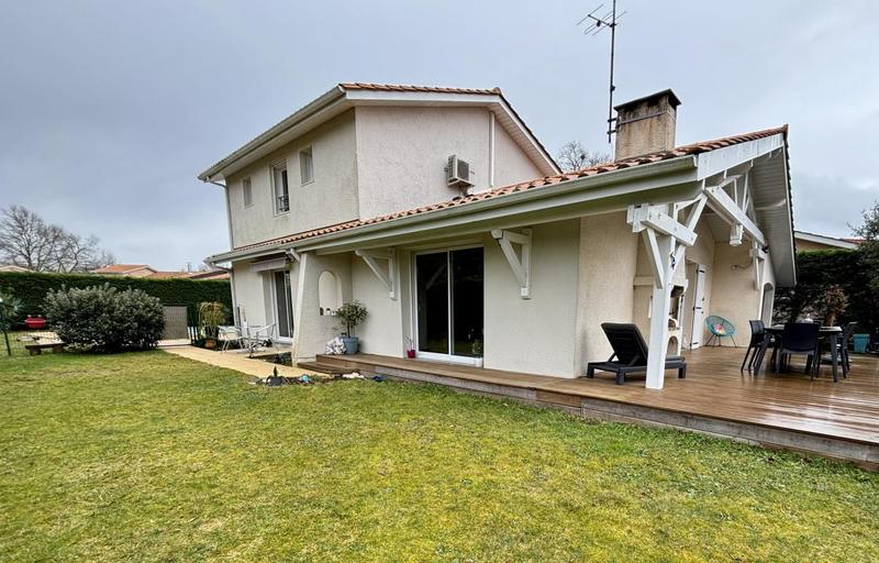 Maison - 156 m² - 6 pièces
