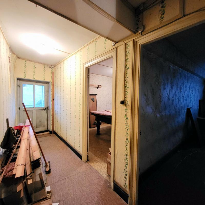 Maison - 99 m² - 7 pièces