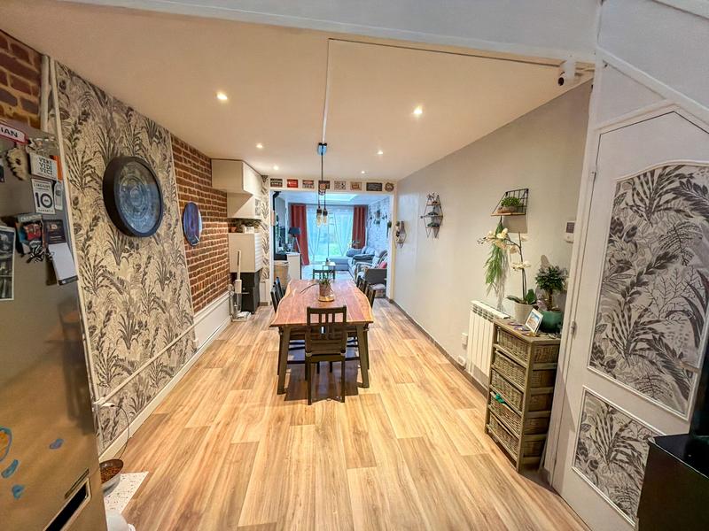 Appartement - 80 m² - 3 pièces