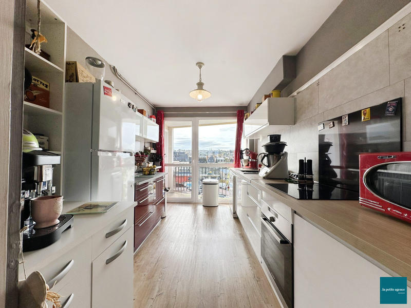 Appartement - 95 m² - 4 pièces