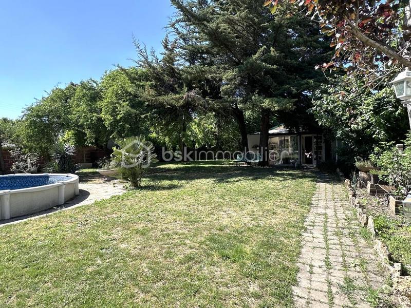 Maison - 227 m² - 7 pièces