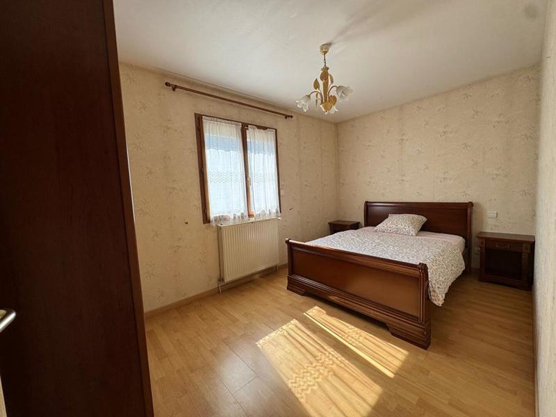 Maison - 95 m² - 5 pièces