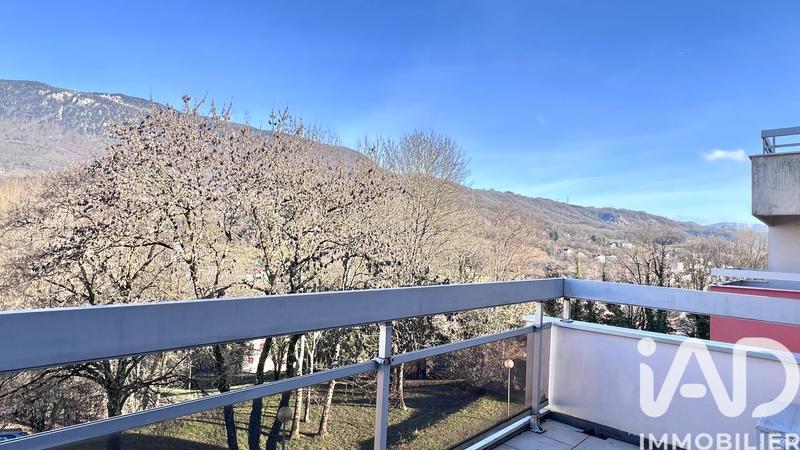 Appartement - 95 m² - 4 pièces