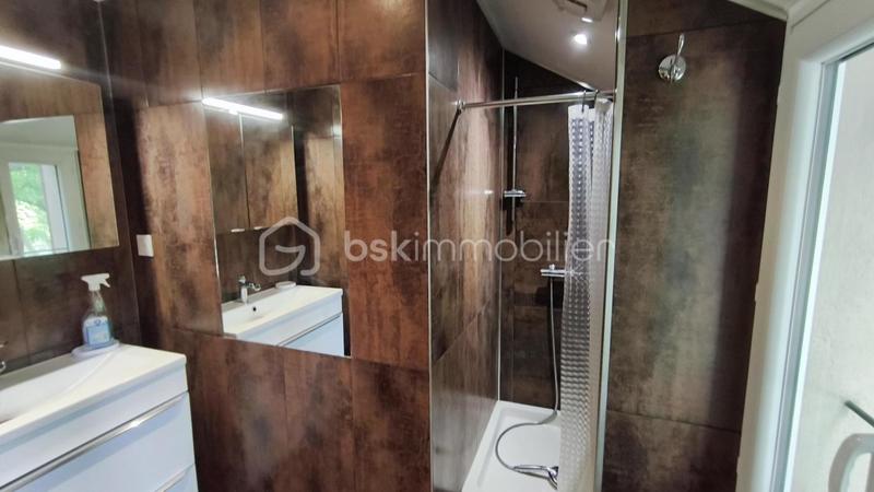 Propriété - 146 m² - 7 pièces