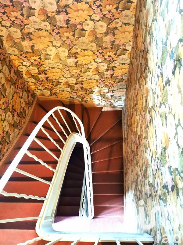 Maison - 250 m² - 13 pièces