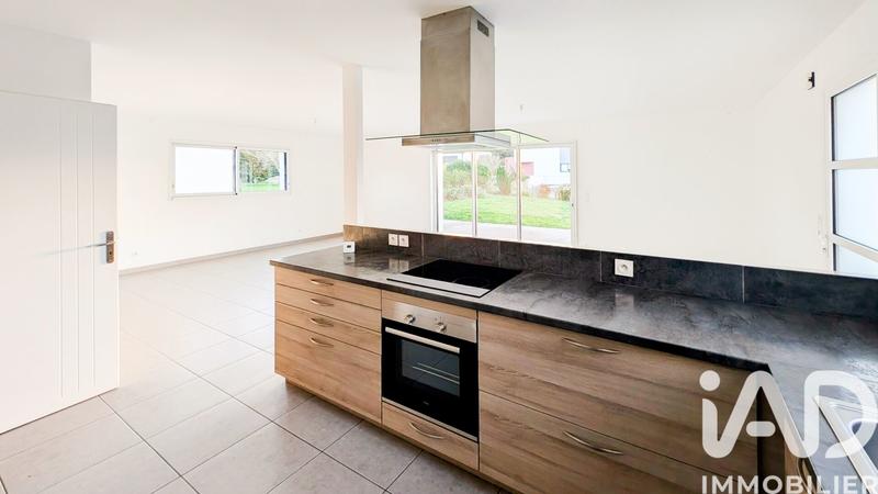 Maison - 92 m² - 4 pièces