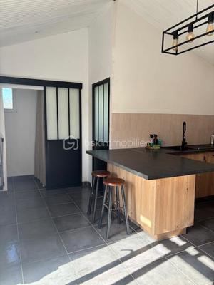 Maison - 105 m² - 5 pièces