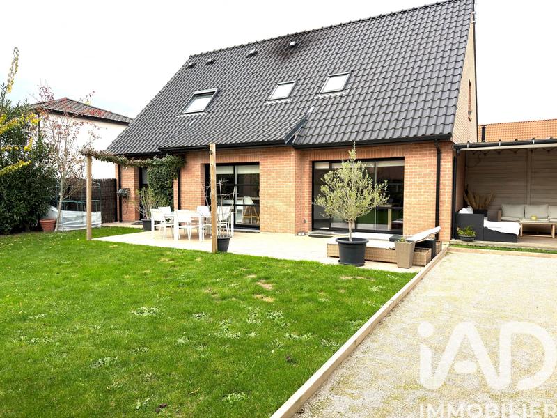 Maison - 139 m² - 5 pièces