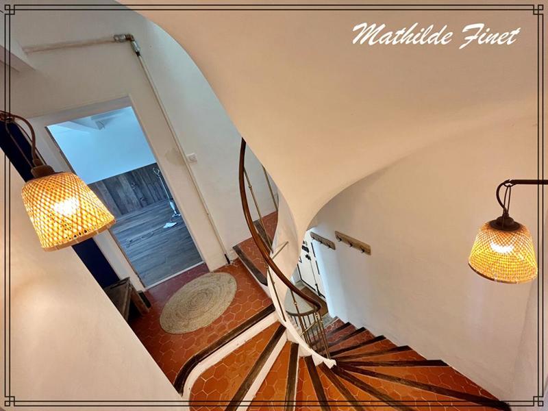 Maison - 185 m² - 7 pièces