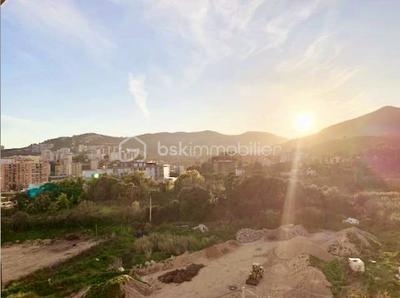 Appartement - 96 m² - 4 pièces