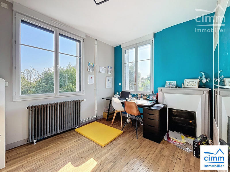 Maison traditionnelle - 145 m² - 6 pièces