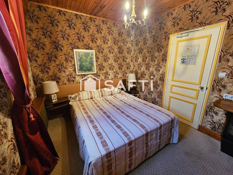 Château - 370 m² - 15 pièces