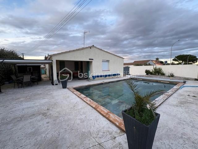 Maison - 104 m² - 4 pièces