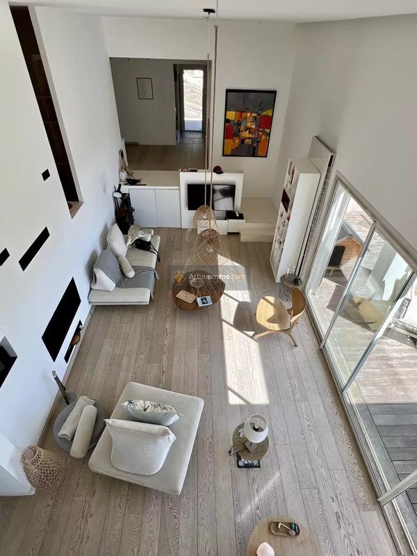 Maison - 185 m² - 6 pièces