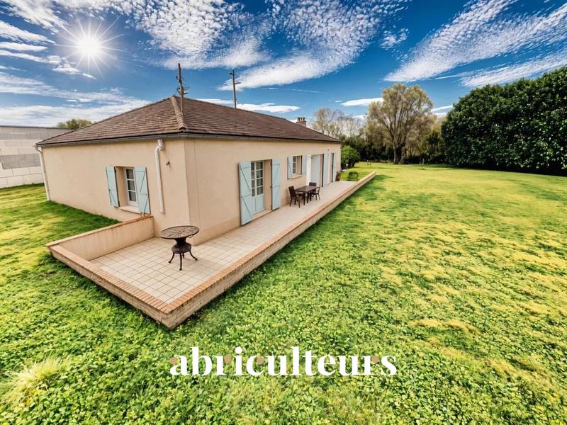 Terrain constructible - 800 m²