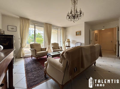 Appartement - 96 m² - 4 pièces