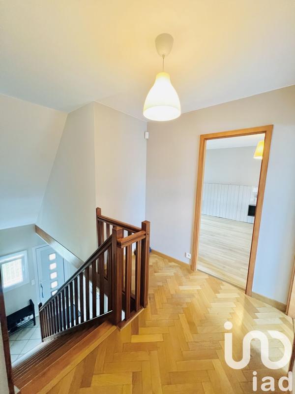 Maison - 151 m² - 6 pièces