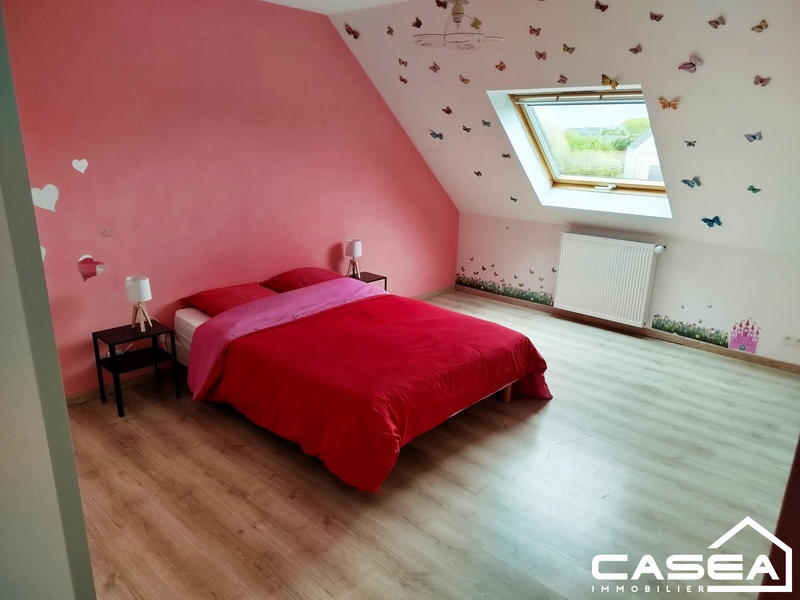 Maison contemporaine - 240 m² - 9 pièces