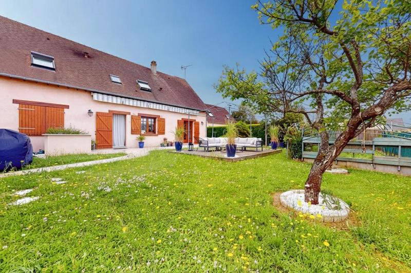 Maison - 119 m² - 7 pièces