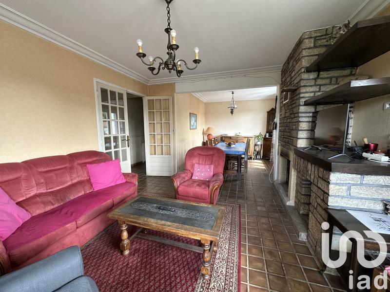 Maison - 186 m² - 8 pièces