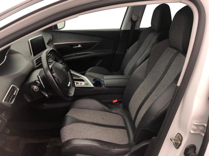 Peugeot 3008 BlueHDi 130ch s&amp;S Eat8 Allure