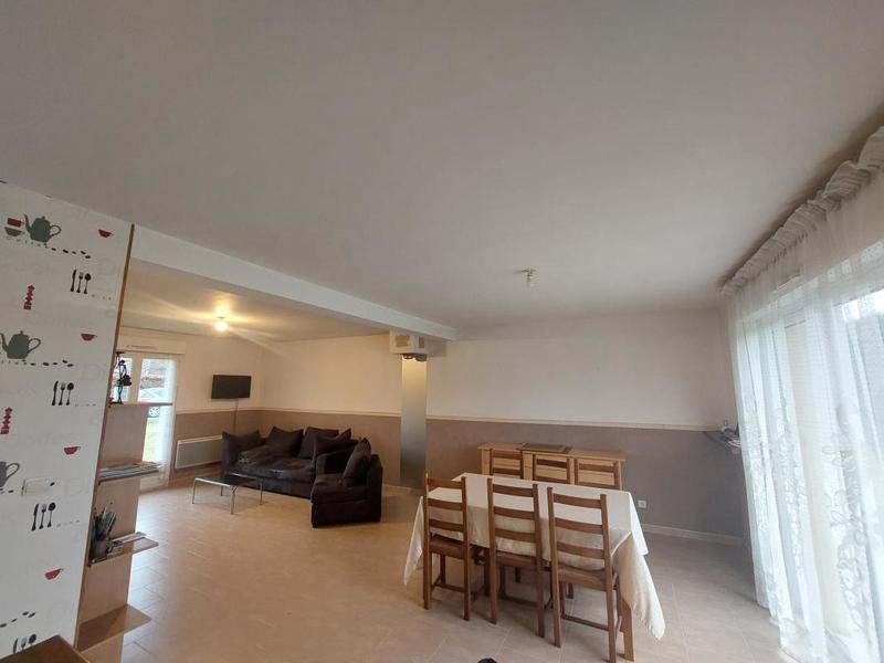 Maison - 95 m² - 4 pièces