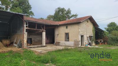 Maison ancienne - 100 m² - 1 pièce