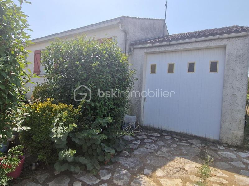 Maison traditionnelle - 110 m² - 7 pièces